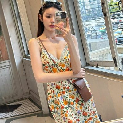 Summer New Fashion Print Sexy Backless Lace Halter Dress