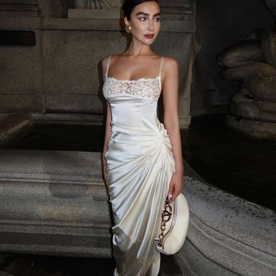 Summer custom Europe and the United States new French satin dress sexy lace wrap breast exposed anticlinal slip dress