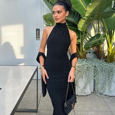 Fashion temperament new sexy blockbuster halter halter slim splicing sleeve long bright silk dress