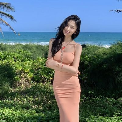 One-line Neck Halter Halter Sexy Fashion Pure Wind Slim Waist Waist Long Dress