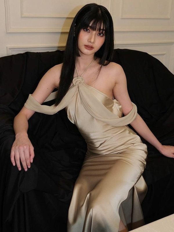 Summer new style foreign style halter skirt sexy backless slim temperament gloss dress